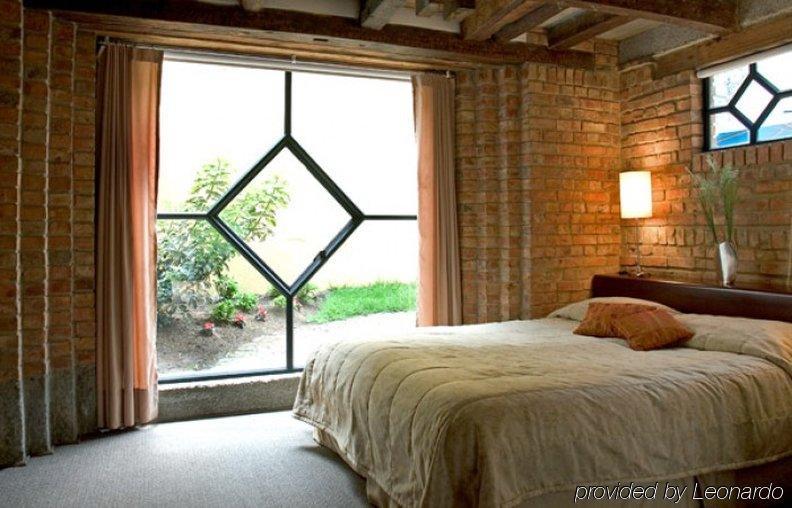 Hotel Casa De La Botica Bogota Room photo